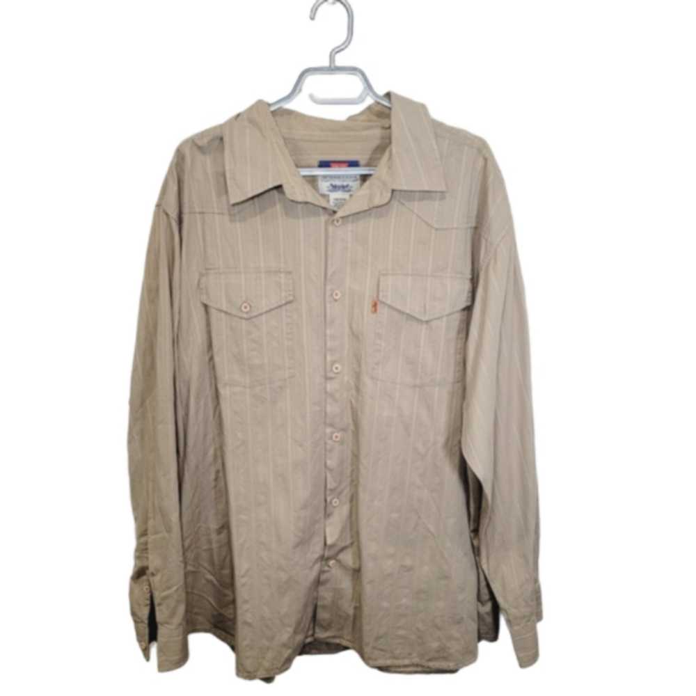 Levis vintage button down long sleeve